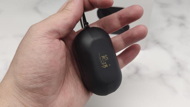 荐的3款耳机音质出色降噪稳定口碑好!九游会J9入口2025年被用户高度推(图17)