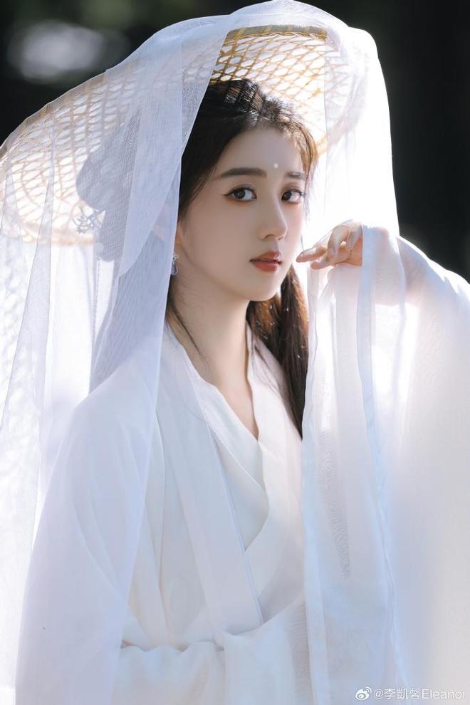 承认辱华录音中是李凯馨的声音但跪求原谅九游会登录j9入口疑似李凯馨干爹发文(图4)